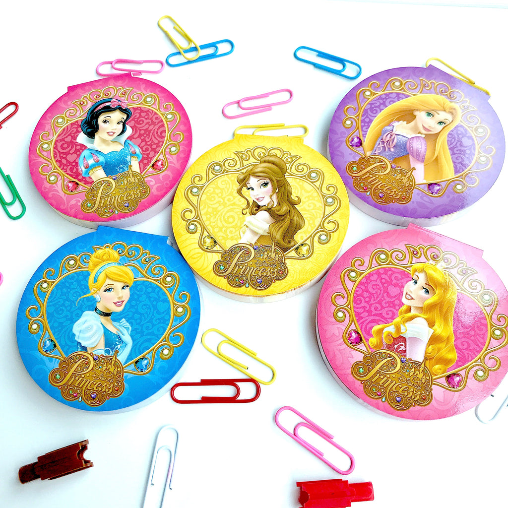 Memo Pad ทรงตลับแป้ง จาก Tokyo Disney